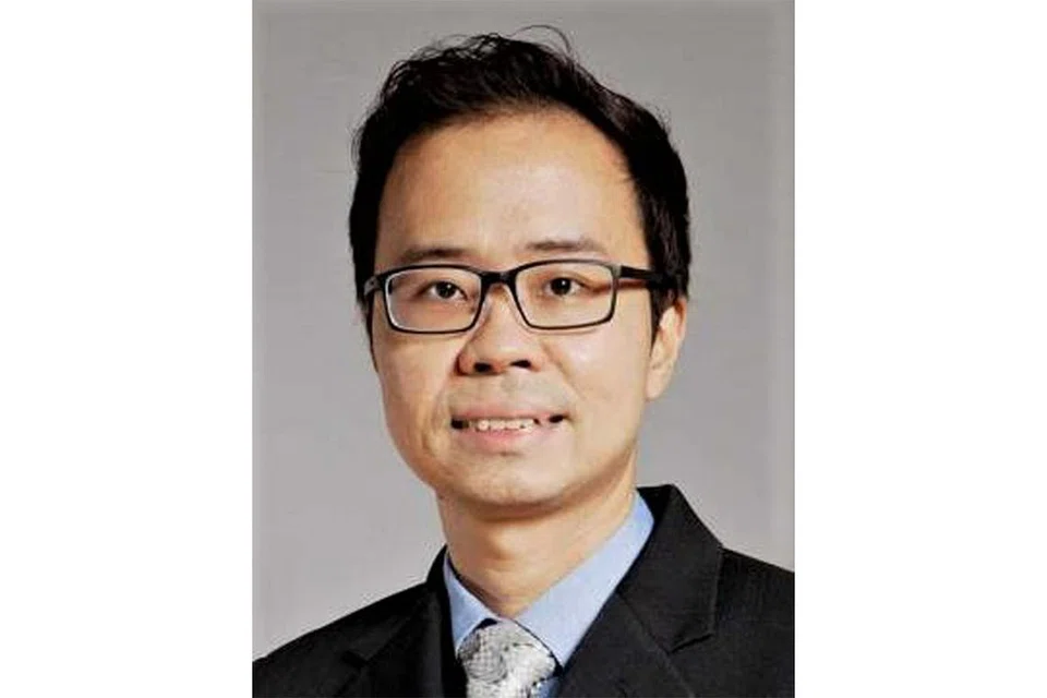 "Teknologi diperlukan menyesuaikan dan mengurangkan kesan perubahan iklim. "Dengan teknologi, kita boleh mengurangkan atau bahkan menghapuskan penggunaan bahan api fosil sebagai sumber tenaga utama kita." - Profesor Madya Steve Kardinal Jusuf, pensyarah Kejuruteraan Infrastruktur Mampan (Perkhidmatan Bangunan), Institut Teknologi Singapura (SIT).