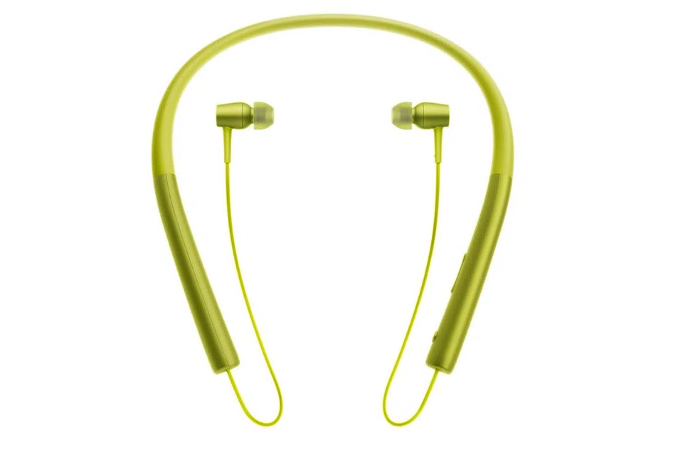 SELESA: Fon kepala wayarles Sony MDR-EX750BT menggunakan Bluetooth atau NFC untuk dipadankan dengan alat muzik atau telefon bimbit. - Foto SONY