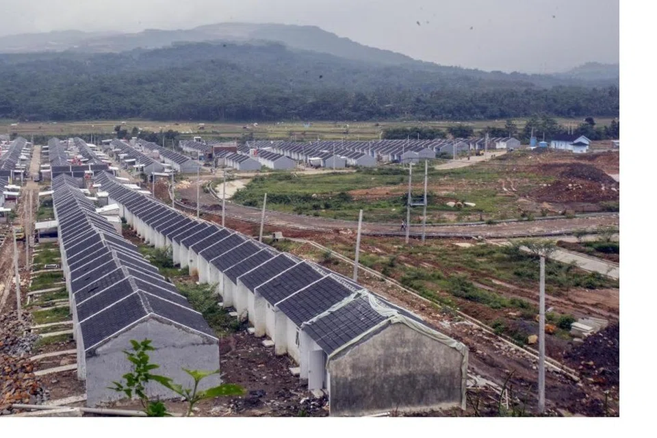 Sebuah kompleks perumahan bersubsidi di Bogor, Jawa Barat, kelihatan dalam gambar yang diambil pada 6 Januari 2020. 