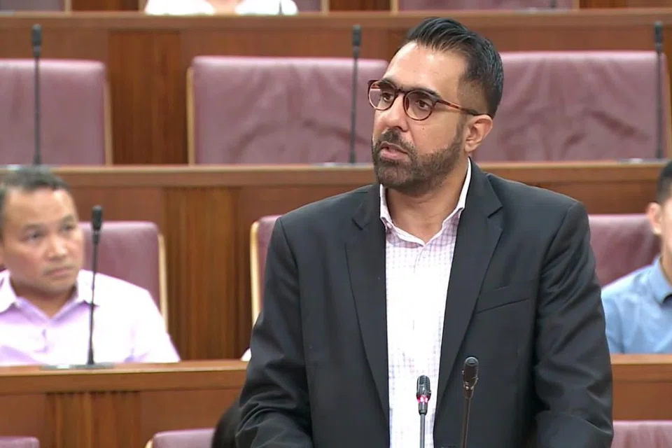 Ketua Pembangkang, Encik Pritam Singh (GRC Aljunied).