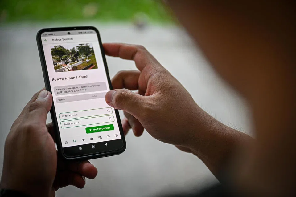 MESRA PENGGUNA: Aplikasi Kubur Search direka supaya mudah digunakan pengguna.  Pengguna hanya perlu masukkan nombor blok dan plot kubur yang hendak dicari untuk mendapatkan arahan ke mana hendak dituju. 