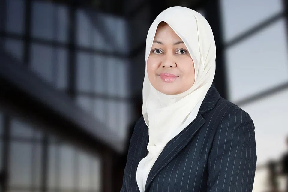 "Mendaki juga akan menjalankan kempen bagi meningkatkan kesedaran awam. Meskipun ramai yang mengetahui tumpuan utama Mendaki adalah dalam bidang pendidikan terutamanya Skim Tuisyen Mendaki (MTS), masih terdapat kurang pengetahuan bahawa Mendaki juga menjalankan hampir 50 buah program lain." - CEO Mendaki, Cik Tuminah Sapawi 