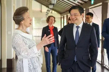 Perdana Menteri Encik Lawrence Wong bertemu Puteri Anne dari Britain pada 13 November, dan kedua-duanya menandakan ulang tahun ke-60 hubungan diplomatik antara Singapura dengan United Kingdom.