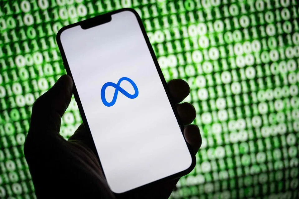 HADAPI TEKANAN: Syarikat Meta, yang mengendalikan Facebook dan Instagram, menghadapi tekanan supaya melaksanakan langkah lebih ketat bagi melindungi remaja daripada kandungan berbahaya di media sosial. 