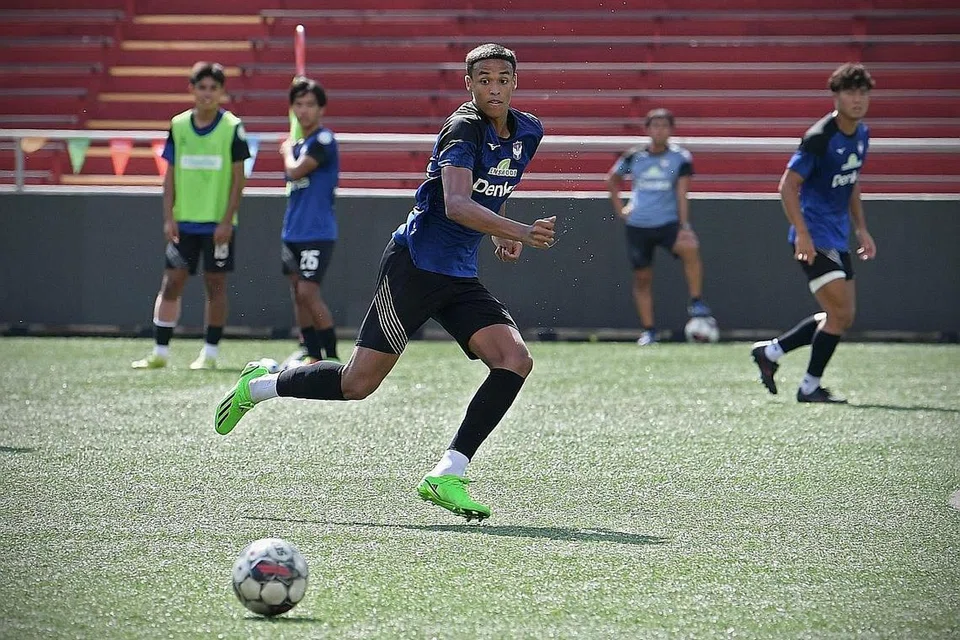 MUDA MENYENGAT: Ilhan Fandi, 19 tahun, remaja tempatan yang menjaring gol terbanyak dalam semusim dalam sejarah SPL. - Foto fail 