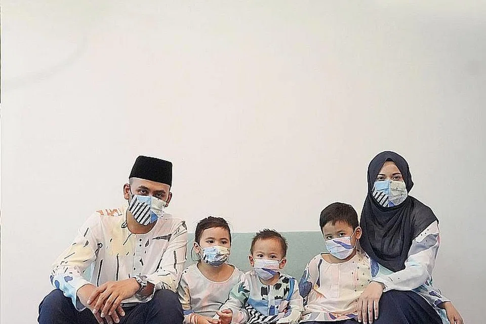 TREND MENARIK: Jenama fesyen Andrianna Yariqa memperkenalkan koleksi baju kurung yang dipadankan bersama baju kurung. - Foto ANDRIANNA YARIQA