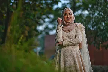 TIDAK DUGA PELUANG DATANG BERTAMU: Setelah gagal menempatkan dirinya ke peringkat separuh akhir Anugerah 2021, Teeqa RZ tidak duga ditawarkan merakam lagu di bawah ciptaan Yazri Malik dengan iringan muzik anak seni dari Russia dan Brazil. - Foto BH oleh CHONG JUN LIANG