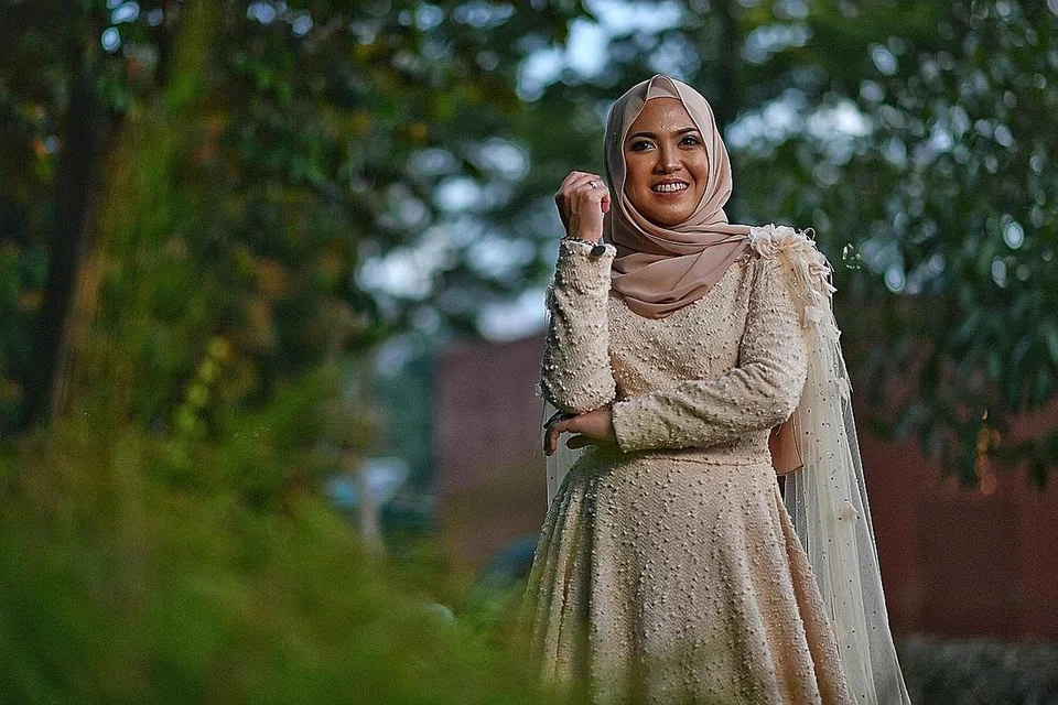 TIDAK DUGA PELUANG DATANG BERTAMU: Setelah gagal menempatkan dirinya ke peringkat separuh akhir Anugerah 2021, Teeqa RZ tidak duga ditawarkan merakam lagu di bawah ciptaan Yazri Malik dengan iringan muzik anak seni dari Russia dan Brazil. - Foto BH oleh CHONG JUN LIANG