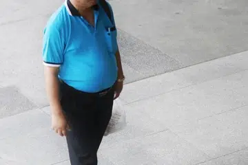 Satu tinjauan baru-baru ini mendedahkan 20.7 peratus rakyat tergolong dalam kategori BMI berisiko tinggi, 27.5 ke atas.. 