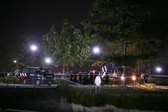 Polis berkata mereka menerima panggilan meminta bantuan di East Coast Park pada 9.55 malam.