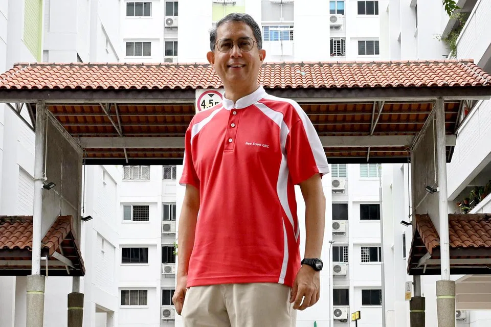 Kedai kopi merupakan cara utama Anggota Parlimen (MP) GRC Nee Soon, Profesor Madya Dr Muhammad Faishal Ibrahim, mendekati penduduk di kawasan itu.