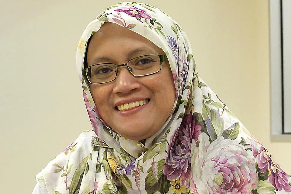 CIK RAHAYU MOHAMAD: Sambut baik semakan berterusan Amla, malah menyifatkan usul pindaan membenarkan lelaki menjadi plaintif bagi kes perceraian sebagai usul penting.