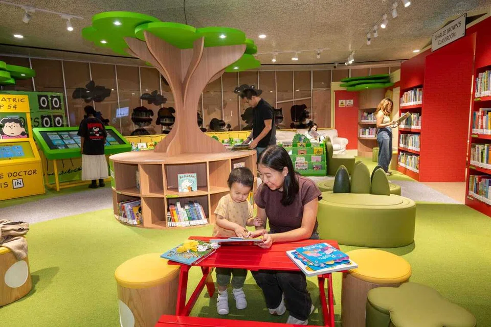 Peanuts, Perpustakaan Pop-up, Plaza Singapura
