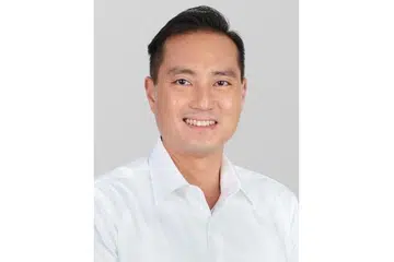 Encik Tan Kiat, How, Menteri Negara Kanan (Perhubungan dan Penerangan merangkap Pembangunan Negara) 