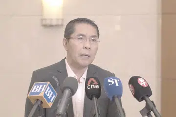 Menteri Kedua (Ehwal Luar merangkap Pendidikan), Dr Mohamad Maliki Osman menyampaikan kenyataan berkaitan pengumuman gencatan senjata antara Israel dan Hamas di pejabat Kementerian Ehwal Luar (MFA) pada 16 Januari 2025.