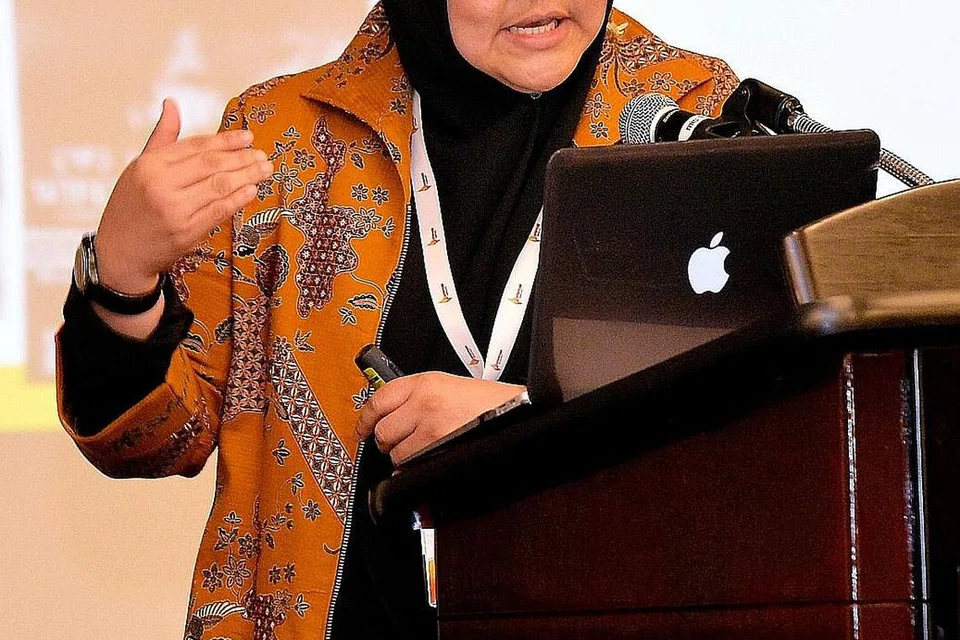 Cik Maimunah Mosli, Pakar Terapi Keluarga Utama PPIS FTI, yang mempunyai hampir dua dekad pengalaman dalam sektor terapi kekeluargaan. - Foto KHALID BABA