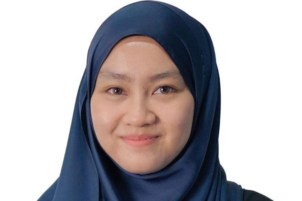 Ustazah Izzati Suhaimi ialah Pegawai Pembangunan Masyarakat, Jabatan Kekeluargaan dan Penglibatan Masyarakat, Masjid An-Nur. 