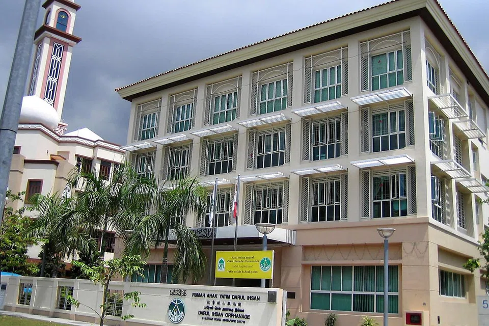 BINA TEDUHAN KASIH: Rumah Anak Yatim Darul Ihsan di Mattar Road, dalam kawasan Aljunied, siap dibina pada 1962 dan pernah melalui kerja ubah elok demi menampung lebih ramai anak yatim. - Foto fail 