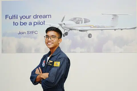  Kelab Penerbangan Belia Singapura (SYFC),  rsaf, juruterbang, Zaqeerul Iman Shamshul Qamar
