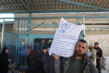 Agensi Bantuan dan Kerja Menyelamat PBB bagi Pelarian Palestin (UNRWA) secara umumnya dianggap sebagai tulang belakang penyampaian bantuan kemanusiaan untuk rakyat Palestin yang menjadi mangsa perang di Gaza.