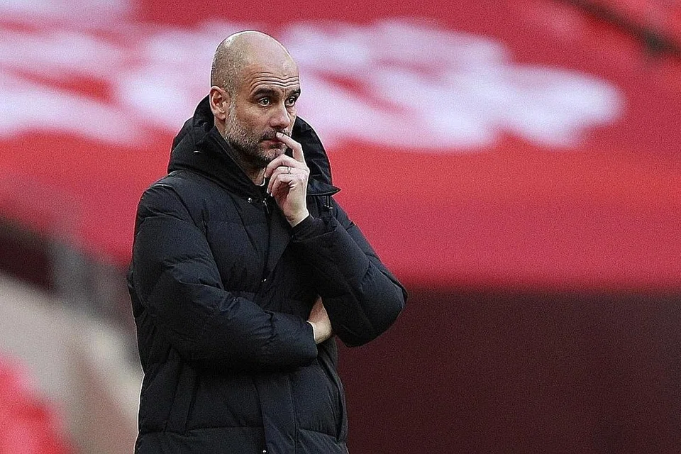 YAKIN JUARA SUDAH DALAM GENGGAMAN: Kemenangan City di Aston Villa memberinya kelebihan 11 mata ke atas Manchester United, dan pengurus City Pep Guardiola berkata pasukannya kini begitu hampir menjadi juara Liga Perdana. - Foto-foto EPA-EFE