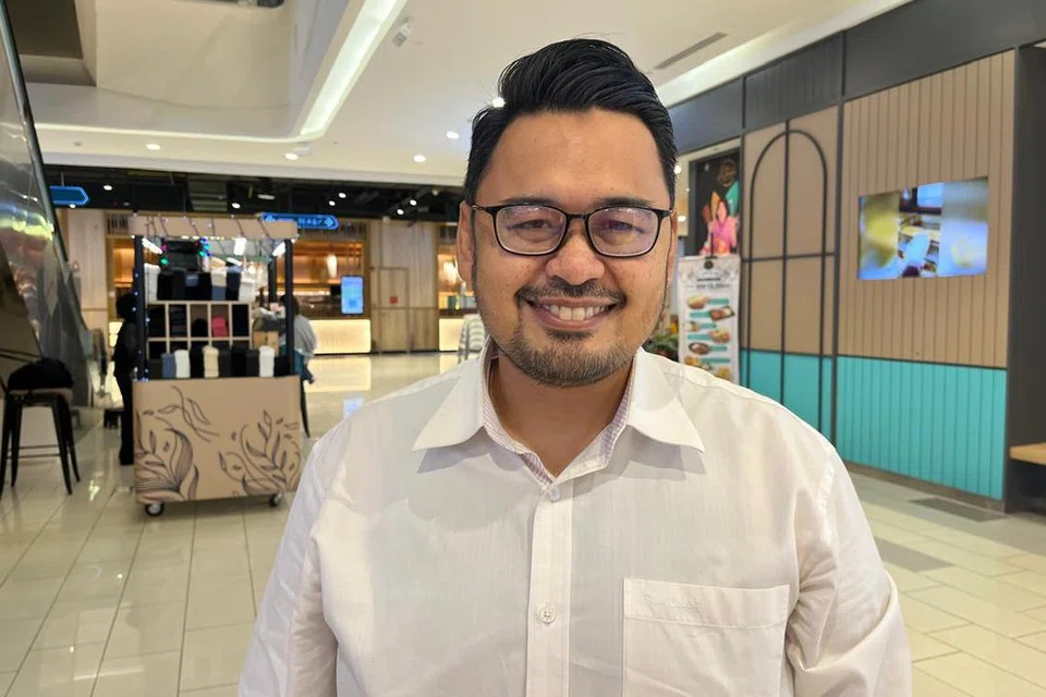 Pemilik firma guaman, Encik Auzan Sazali, berpandangan majikan perlu lebih kreatif dan inovatif untuk mendepani kenaikan gaji pekerja sektor swasta sebanyak 13 peratus.