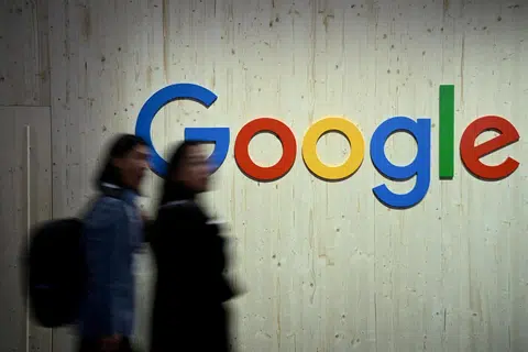 Konglomerat teknologi berbilang negara, Google Alphabet, didapati melanggar undang-undang dengan memonopoli secara haram khidmat carian dalam talian, kata hakim persekutuan Amerika Syarikat dalam keputusannya pada 5 Ogos.