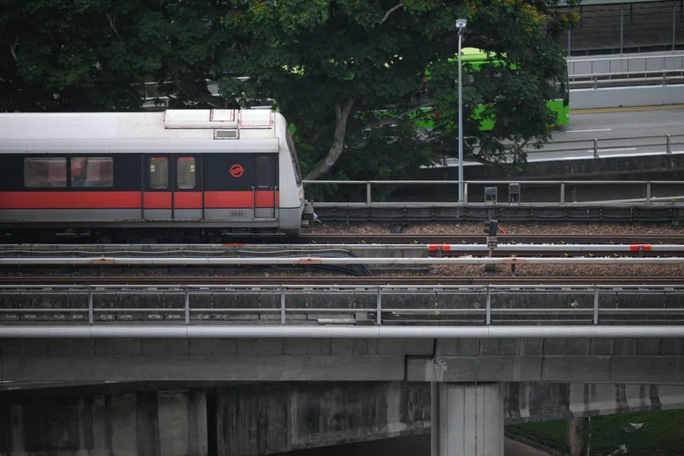 Walaupun terdapat gangguan kepada perkhidmatan MRT kebelakangan ini, penulis berpendapat ia masih merupakan kaedah pengangkutan Singapura paling mampan.