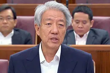 DPM Teo Chee Hean semasa menjawab pertanyaan Encik Leon Pereira.