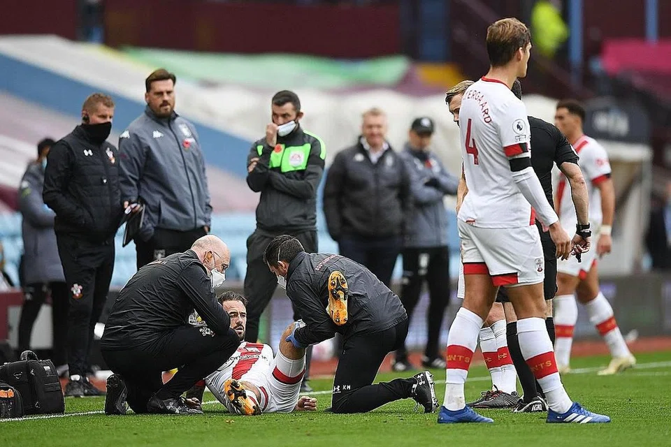 JADI SASARAN KECEDERAAN: Penyerang Danny Ings, yang menjaringkan lima gol daripada tujuh perlawanan setakat ini, tidak akan beraksi selama sehingga enam minggu kerana kecederaan lutut. - Foto AFP