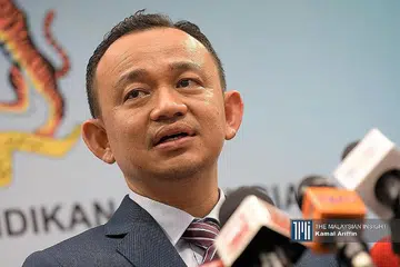 DR MASZLEE: Dianggap sebagai menteri Kabinet paling kurang disenangi berdasar laporan media di Malaysia.