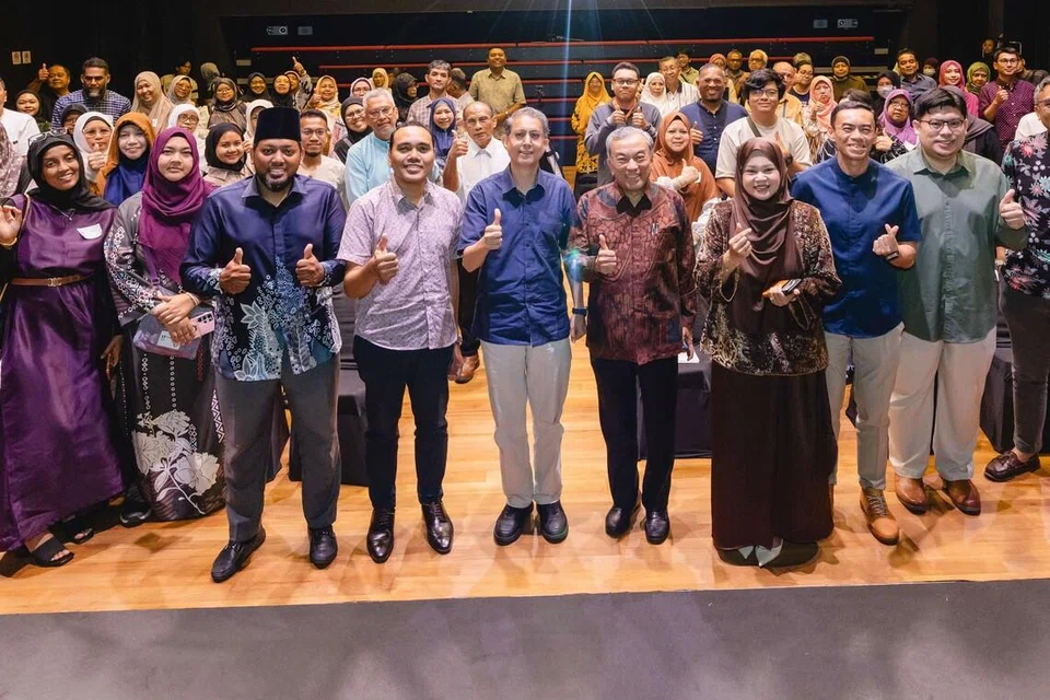 perancangan legasi Islam, panel perbincangan, Muis