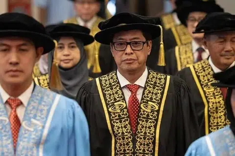 politik M’sia, ketua SPRM, protes ‘Tangkap Azam Baki’