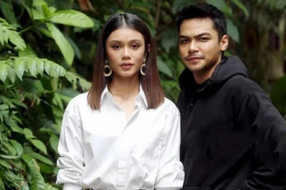 TIDAK JELAS PERMASALAHAN: Ramai peminat ternanti-nanti khabar berita daripada pasangan selebriti, Mimi Lana (kiri) dan Syafiq Kyle yang sepatutnya diijabkabulkan pada 18 Ogos ini.