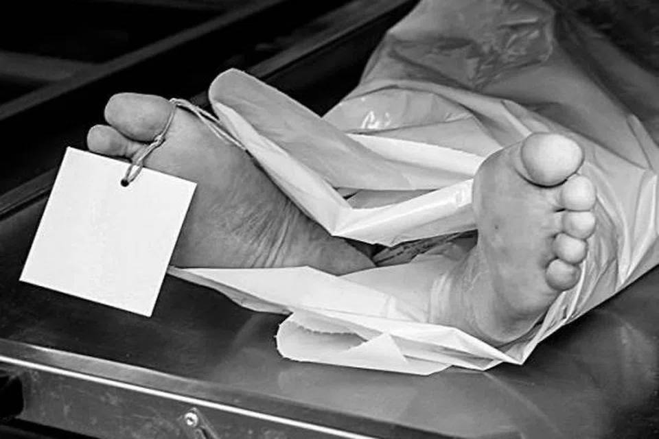 Cubaan dua lelaki mencuri kabel gagal apabila seorang daripada mereka ditemukan maut selepas terjatuh dari tingkat 23 sebuah apartmen di Kajang Utama, Selangor.