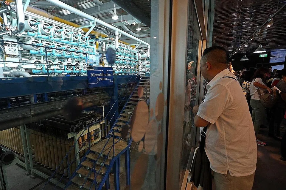 DI BALIK TABIR: Pusat Pengunjung Newater di Bedok. - Foto fail