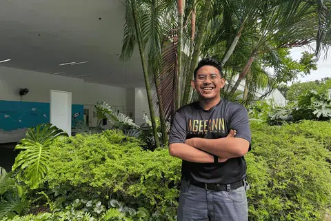 Encik Imran Mean, 22 tahun, mengambil jurusan pembangunan masyarakat yang ditawarkan Politeknik Ngee Ann (NP).