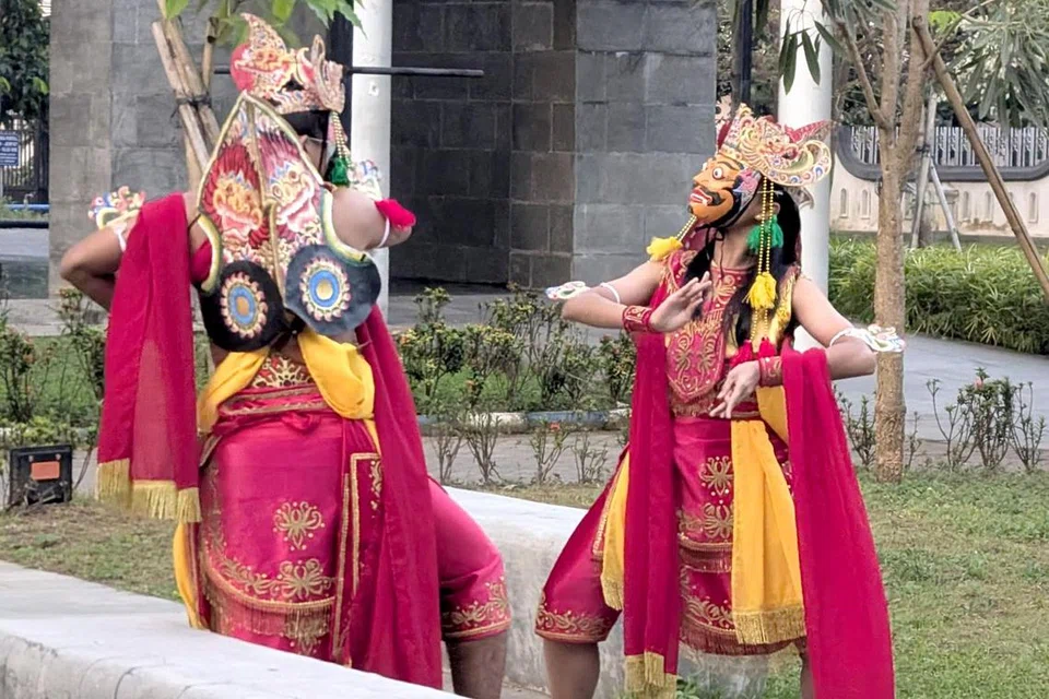 Tyara Cynta Puteri Noor Azhar, tari topeng