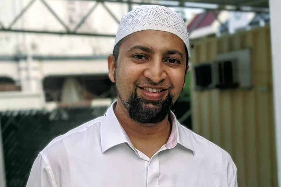 Dr Mohamed Ariffin Mohamed Kawaja Kamaludin menggantikan tempat Allahyarham Haji Alla’udin Mohamed sebagai pengerusi baru Masjid Khalid. 