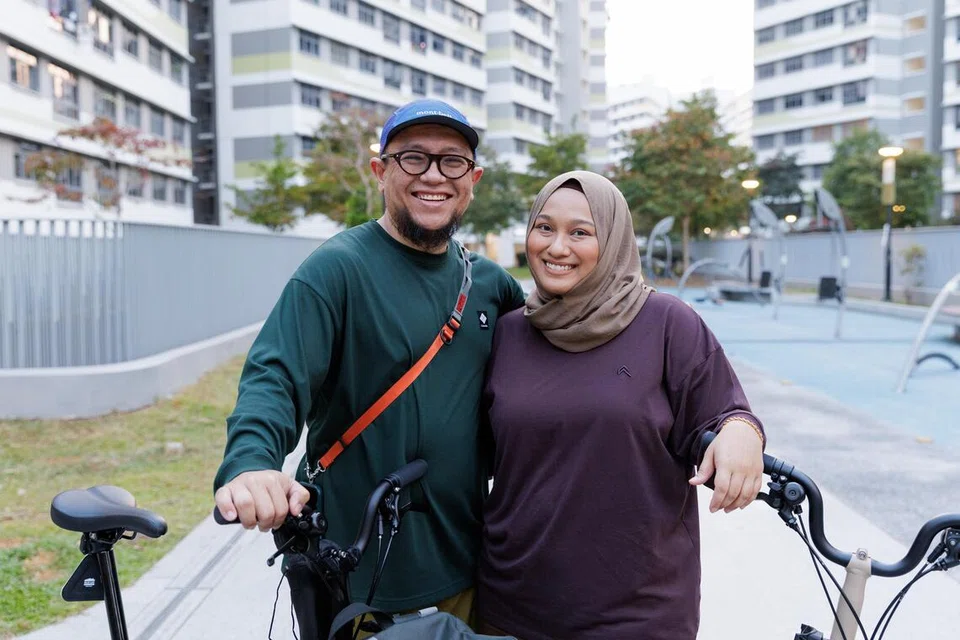 Pasangan suami isteri, Encik Muhammad Hydil Jamil, dan Cik Nur Fajrina Abdul Rashid, mengakui cabaran dalam memupuk kefahaman bahasa ibunda dalam diri anak-anak.