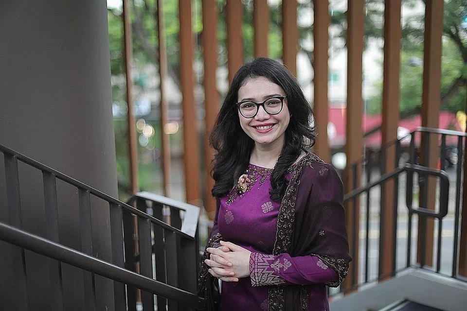 PRESIDEN PPIS, CIK HAZLINA ABDUL HALIM: Berharap Program Asas Perniagaan Mikro PPIS terus memberi rangsangan kepada kaum wanita merebut peluang merealisasikan impian keusahawanan.