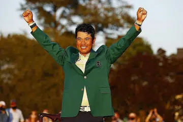 CIPTA SEJARAH: Hideki Matsuyama memenangi golf Masters edisi ke-85 untuk menjadi pemain lelaki Jepun pertama merangkul gelaran major. - Foto AFP