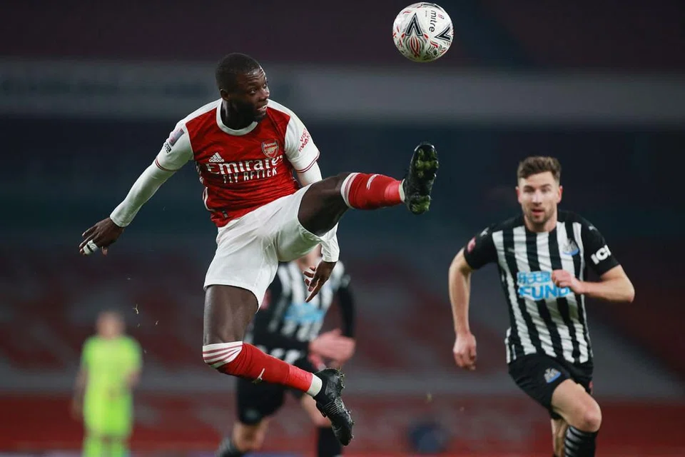MENGECEWAKAN 2: Dibeli pada harga hampir $100 juta, Nicolas Pepe gagal mencapai potensinya di Arsenal setakat ini. - Foto REUTERS 