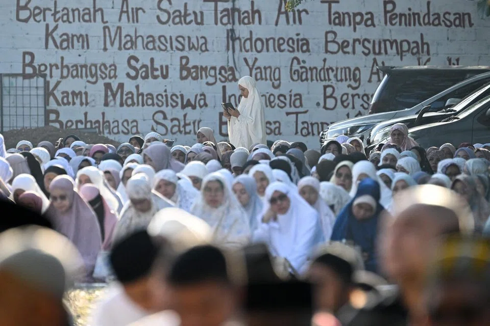 perbezaan lebaran