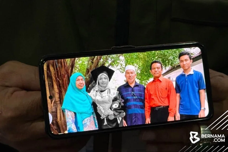 nahas helikopter, Dr Ainul Baraah