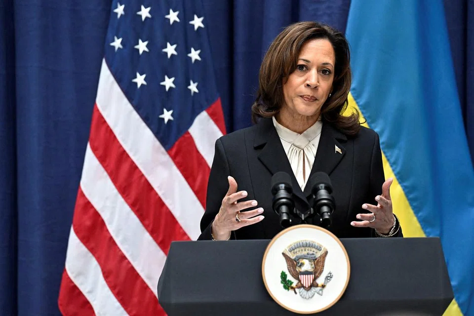 Naib Presiden Amerika Syarikat, Cik Kamala Harris, mendapat sokongan Presiden Joe Biden, untuk menggantikannya sebagai calon Presiden Parti Demokrat.