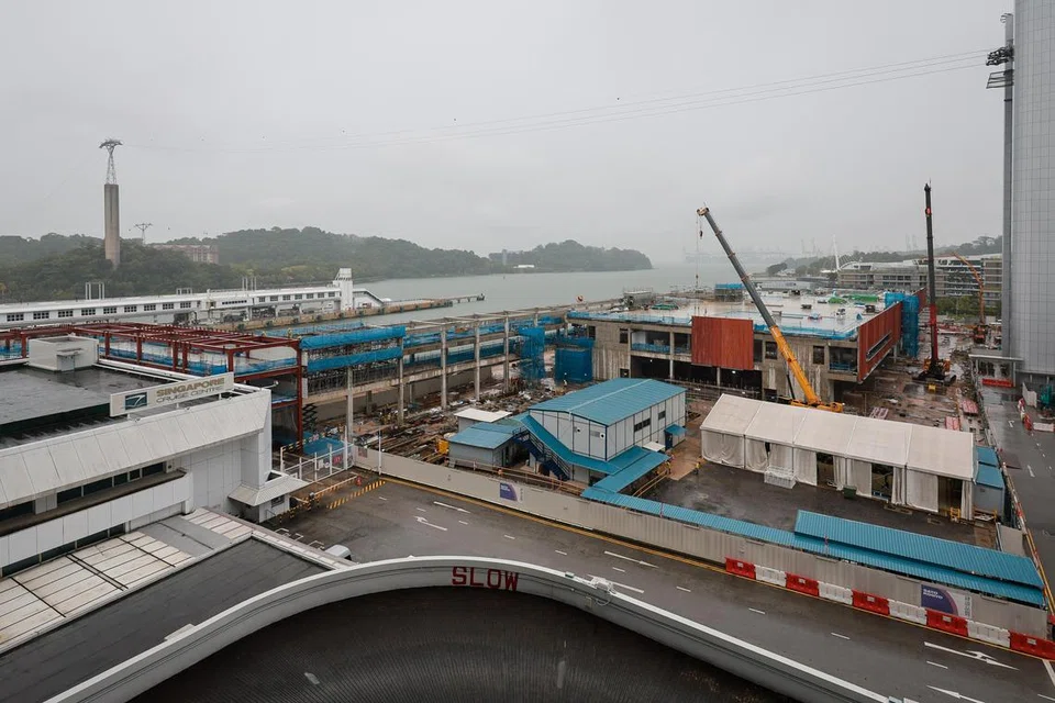 Terminal Feri HarbourFront, Mapletree Investments