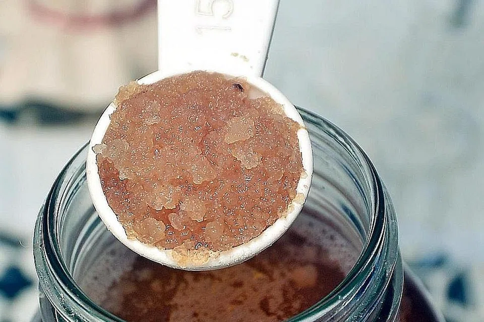 KEFIR AIR: Bijian dalam kefir air mengandungi bakteria dan yis yang boleh tumbuh dalam air ditapis atau air mineral yang dicampur gula. 