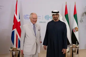 TANGANI PERUBAHAN IKLIM: Raja Charles dari Britain mengadakan pertemuan dengan  Presiden Emiriah Arab Bersatu (UAE), Sheikh Mohamed bin Zayed Al Nahyan dalam persidangan Parti 28 (COP28) di Dubai pada Khamis.