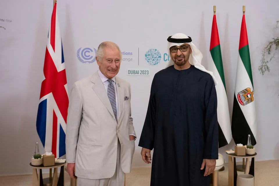 TANGANI PERUBAHAN IKLIM: Raja Charles dari Britain mengadakan pertemuan dengan  Presiden Emiriah Arab Bersatu (UAE), Sheikh Mohamed bin Zayed Al Nahyan dalam persidangan Parti 28 (COP28) di Dubai pada Khamis.